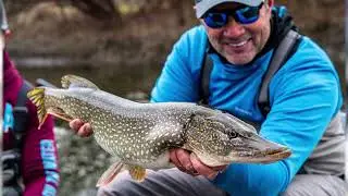 Fly Fishing for Pike | Housatonic River, Massachusetts | S19 E12