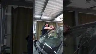 Замена стекла Range Rover