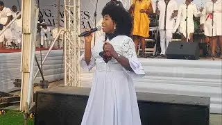 Watch LEGENDARY Mary Ghansah's EPIC performance at EMPRESS GIFTY'S MUM funeral