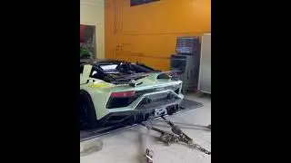 Insane exhaust note 😍 #lamborghini #lambo  #aventador