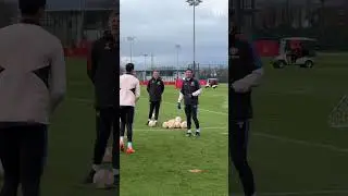 Casemiro’s Reaction To Varane’s Handball 🤣