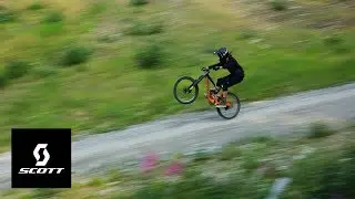 ALL-TIME Manual Down the Whistler Bike Park with Nico Vink!