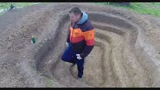 копаем дачный пруд/ Пруд из пленки/ самый дешевый пруд (Часть 1)