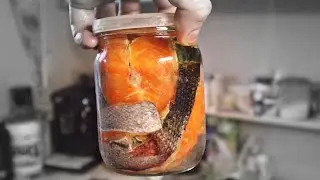 Такую рыбу со стола сметают в первую очередь! Как правильно солить красную рыбу кусками в масле?