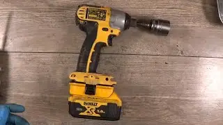 Old impact driver armature and gear repair Dewalt DC827