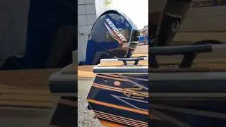 Катер Салют 585 HT, что установили на лодку в сервисном центре 