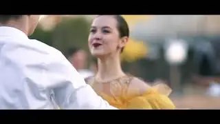 Вальс выпускников МТЛ 2021 в Мариуполе. Невероятно красиво!