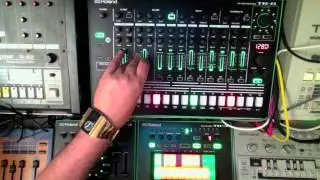 First contact Roland TR-8 TR-3 VT-3