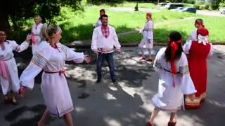 Молодежная игровая народная программа «Восемь девок, один я» Новоторъяльского ЦКиД - рук.Е.Желонкина