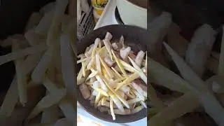 Быстро и вкусно 😋  Мясо и бамбук