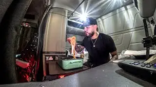 Relaxing Overnight Truck Camping w/ hot pot & Spaghetti