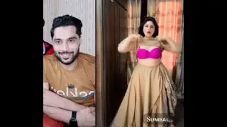 Sumbal malik ka sexy dance- pink bra b dikha dia apna