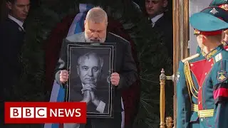 Mikhail Gorbachev funeral: Hundreds pay respects to last Soviet leader