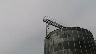 УСТАНОВКА ЛОВУШКИ НА ВЫСОКОЙ МЕТАЛЛИЧЕСКОЙ КОНСТРУКЦИИ!