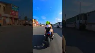 Расстроили ПАЦАНА..😅 Обернулся посмотреть, а там СЮРПРИЗ😂 #motoraido #bikelover  #reaction