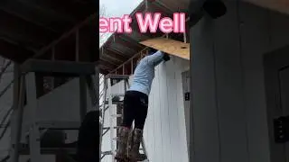 That Went REALLY WELL! 🤣😂🤣#ladder #construction #everythingisfine