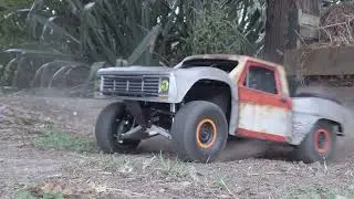 Traxxas UDR F100