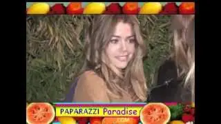 DENISE RICHARDS walks to wrong car waiting for valet outside restaurant
