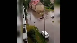 В Гусеве затопило улицы после очередного ливня