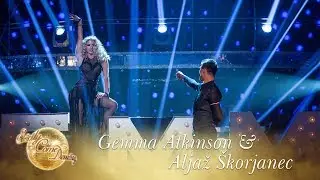 Gemma Atkinson & Aljaž Skorjanec Showdance to Show Me How You Burlesque - Final 2017