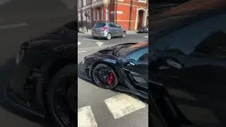 McLaren combo in London