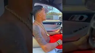 Mc Poze do Rodo mostra seu carro novo de quase 1 milhão de reais.