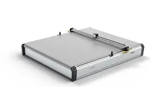Bullmer Premiumcut 3.2m wide cutter with unwidning device at Comdatek Poland for cutting graphics