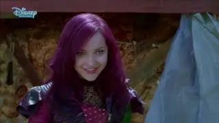 Descendants |  Rotten To The Core - Music Video - Disney Channel Italia