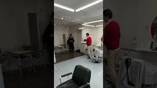 Когда Парикмахер подумал, что Клиент сбегает…