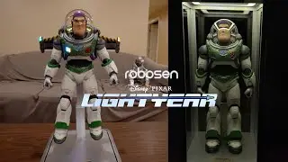 Robosen Buzz Lightyear UNBOXING/FIRST IMPRESSIONS!