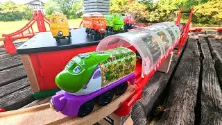 Chuggington & Brio Wooden Railroad ☆ Have fun with friends on the 7 Tunnel Bridge Course