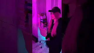 Скай заставляет Сэма снимать тренды 😂