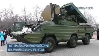 Танки на главной площади Севастополя