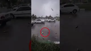 ПРЯЧЬТЕСЬ от этого дождя! 😱🌧