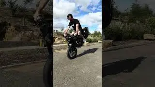 EVO BOBBER V2 riding