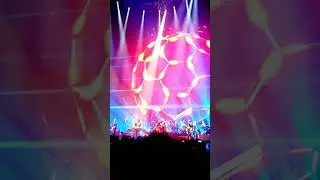 ELO 'Don't bring me down' live in Dublin.