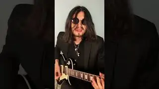 В детстве слушал “Ozzy Osbourne”.Подростом вдохновлялся “Rammstein”. А сейчас… 
