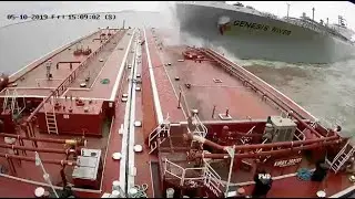 Collision of Liquefied Gas Carrier Genesis River with Voyager Tow (w/ bridge audio)