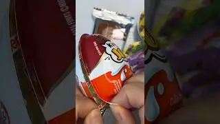 Kinder Yoy #asmr #satisfaction #chocolate #shorts