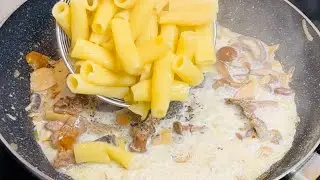 Forget all recipes! Make this mushrooms pasta dish and you'll be amazed by the result! #550 #viral