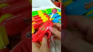 Чем выстреливает пистолет? 