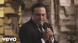 Gilberto Santa Rosa - Necesito un Bolero (En Vivo)