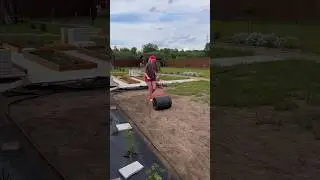 Делаем газон на нашем участке #свойдом #garden #газон #lawn