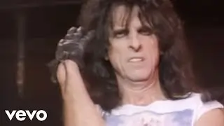 Alice Cooper - Billion Dollar Babies (from Alice Cooper: Trashes The World)