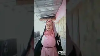 Jilbab montok semok lagi