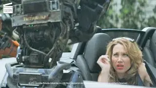 Chappie: Daddys car HD CLIP