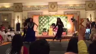 Mehndi Wedding Dance- Ghagra / D Se Dance