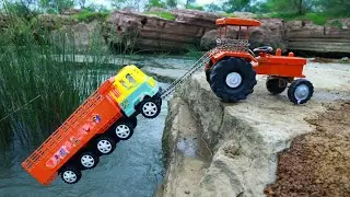 NEW Tipper Truck Accident River Pulling Out Swaraj Tractor ? Jcb Wala Cartoon | Dumper Truck CS Toy