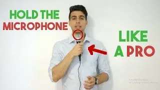 How to hold the MIC when PRESENTING