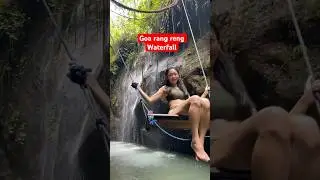 Ngajak Minjii main Swing di air terjun 